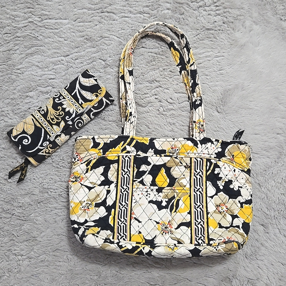 Vera Bradley shoulder bag + wallet - Picture 1 of 17